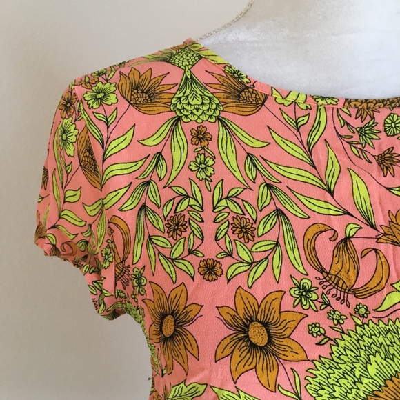 Pink & yellow print top - Picture 2 of 5